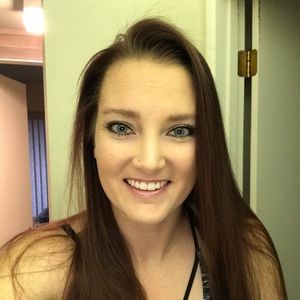 Meet your Posher, Kenzi